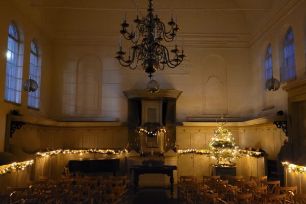 Vredesengelen in de Advent- en Kerstvieringen